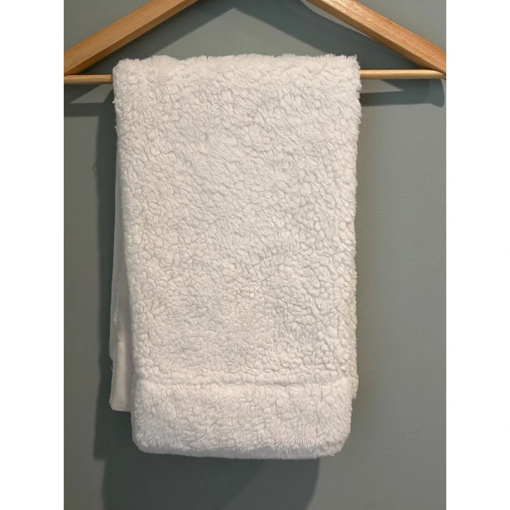 UGG Sherpa Fleece Standard Pillowcase White Plush